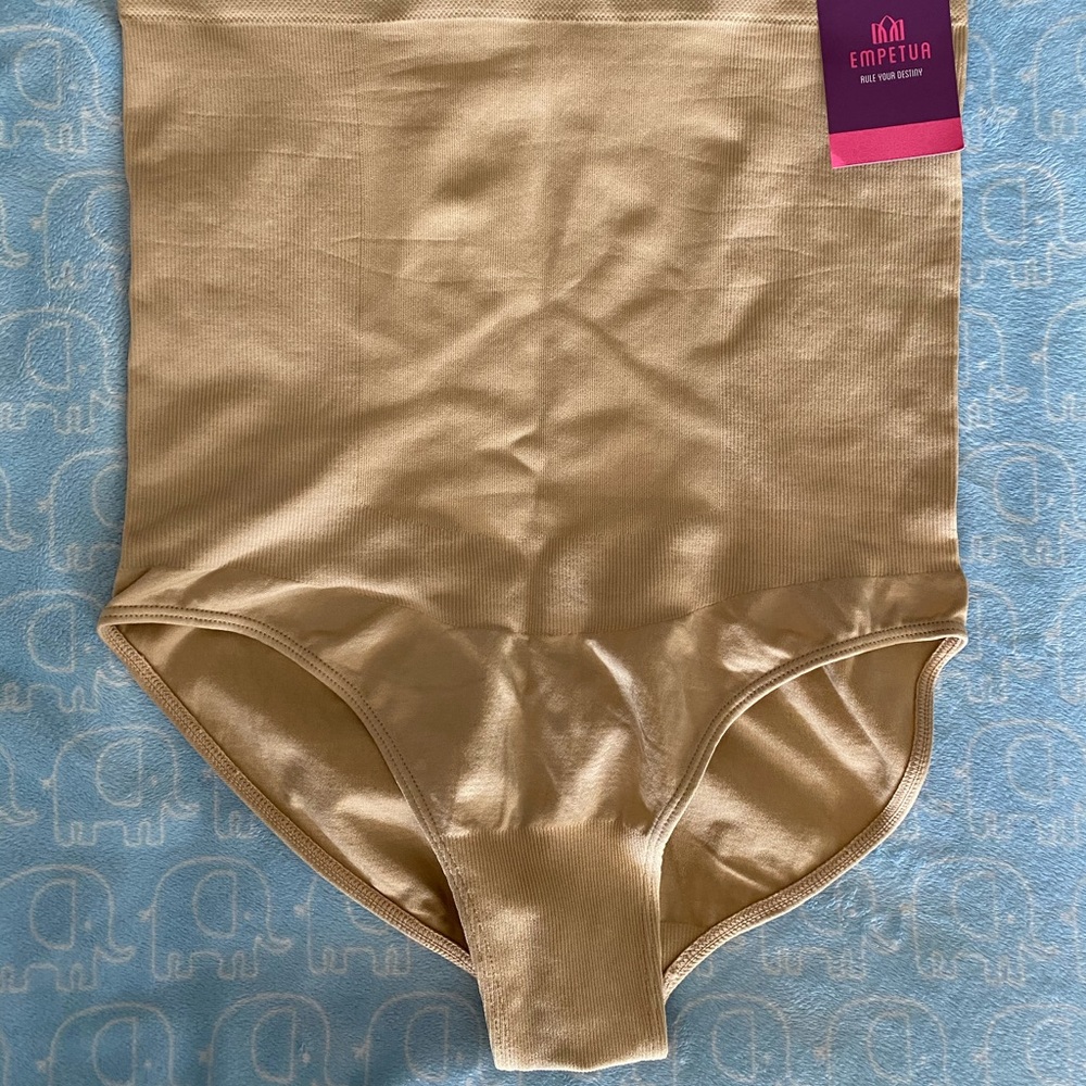 Shapermint Empetua shaper shorts XL/2XL NWT
